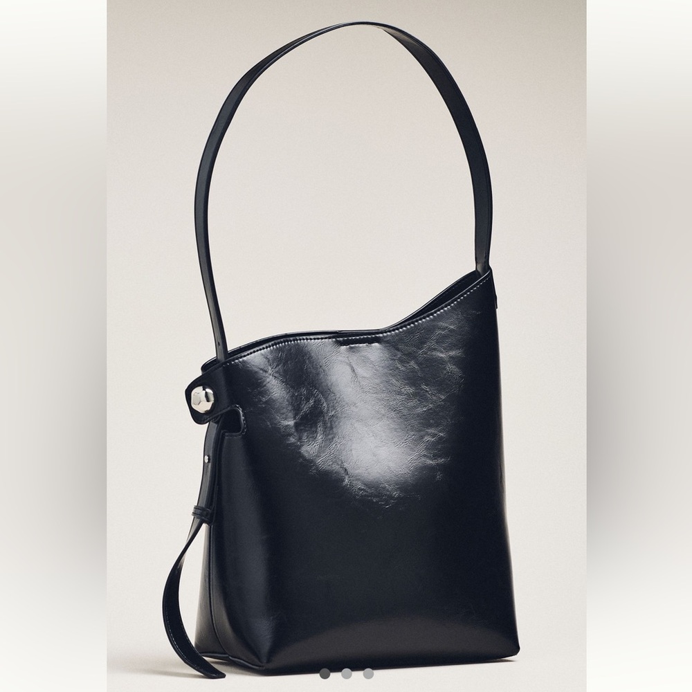 NEW NWT Anthropologie Structured Angular shoulder Black Leather Bag